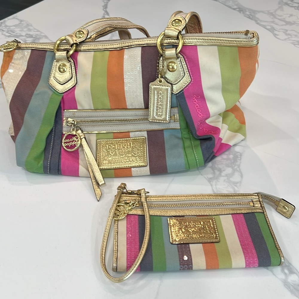 COACH poppy Tote Set. - Picture 15 of 16